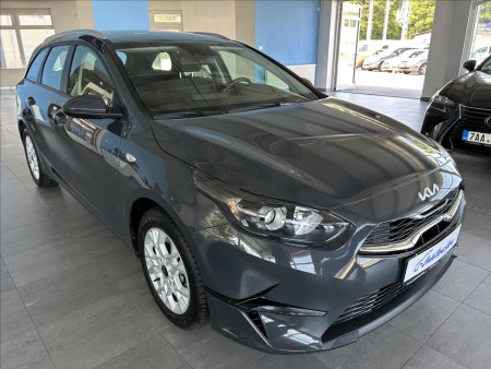 Kia Ceed 1,5 TGDI,SPIN,ZÁRUKA,1.MAJITEL