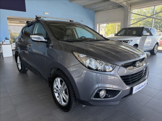 Hyundai ix35 2,0 CRDi,SERVISKA,1.MAJ,ČR,4WD