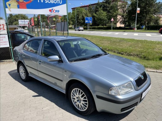 Škoda Octavia 1,8   110KW 2.MAJ. ČR SERVISKA