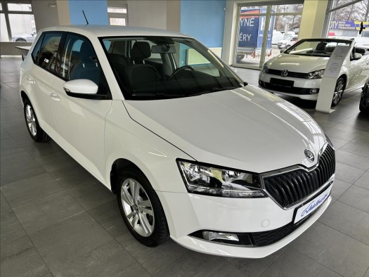 Škoda Fabia 1,0   TSI,SERVISKA,VYHŘ.SEDADLA