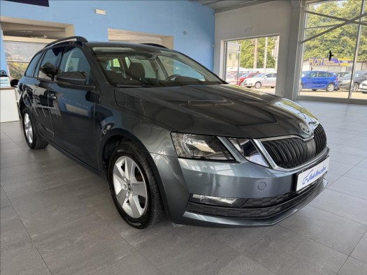 Škoda Octavia 1,6   1.MAJ,SERVISKA,DPH,ČR