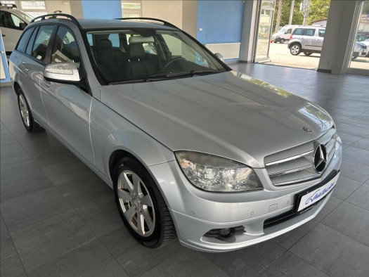 Mercedes-Benz Třídy C 2,2   CDI,KŮŽE,TAŽNÉ