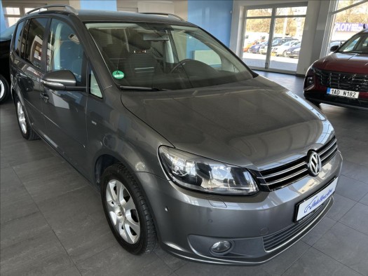 Volkswagen Touran 1,6   TDI,1.MAJITEL,SERVISKA,CUP