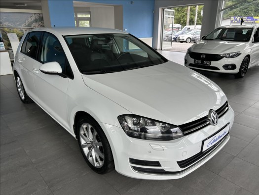 Volkswagen Golf 1,4 TSI 92kW,HIGHLINE,SERVISKA
