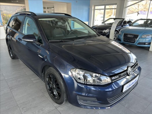 Volkswagen Golf 1,6 TDI 81kW,SERVISKA