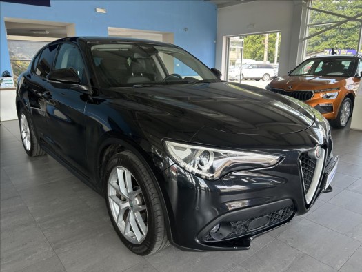 Alfa Romeo Stelvio 2,1 JTD 132kW,AUTOMAT,SERVISKA