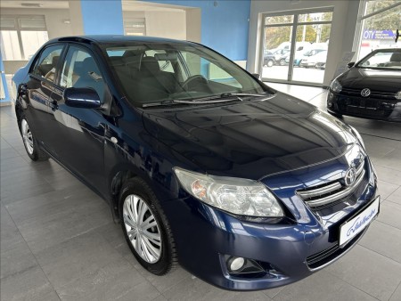 Toyota Corolla 1,6 KLIMATIZACE,VYHŘ.SEDADLA