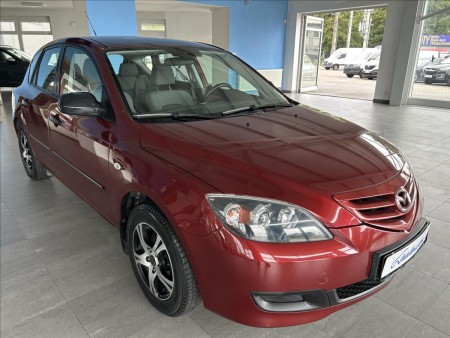 Mazda 3 1,4   68.000km,KLIMATIZACE