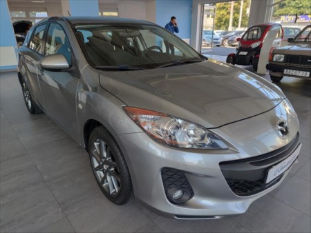 Mazda 3 1,6 77kW,AC,NAVI