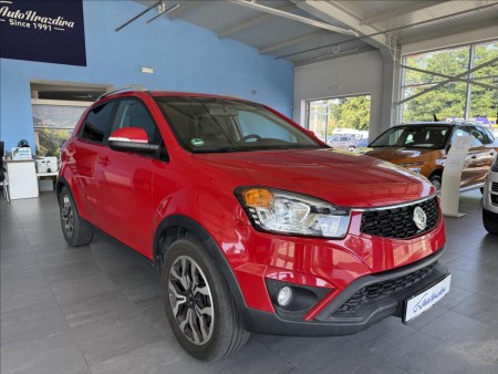 SsangYong Korando 2,0   110 kW,SERVISKA,4x4,