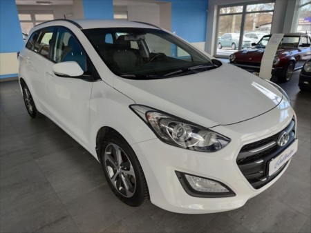 Hyundai i30 1,6 CRDI 81kW,1.MAJ,ČR,DPH