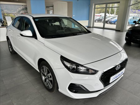 Hyundai i30 1,0   TGDI 88kW,FASTBACK,ČR,1.MAJ