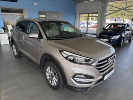 Hyundai Tucson 1,7   64tkm, ČR, SERVISNÍ KNÍŽKA