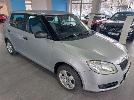 Škoda Fabia 1,4 2.MAJ,ČR, SERVISKA
