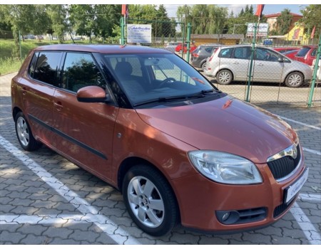 Škoda Fabia 1,4 16V SERVISNÍ KNÍŽKA