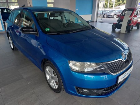 Škoda Rapid 1,6 TDI,SERVISKA,NAVIGACE