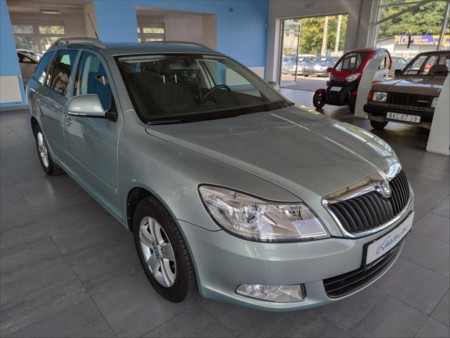 Škoda Octavia 1,2 TSI 77kW,1.MAJ,SERVISKA