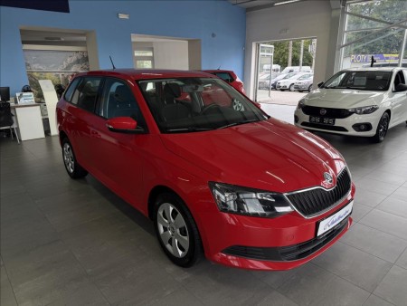 Škoda Fabia 1,0   1.MAJ,SERVISKA,AMBITION