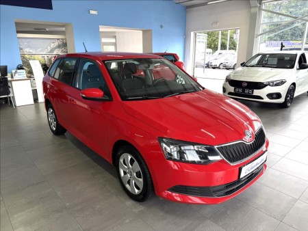 Škoda Fabia 1,0   1.MAJ,SERVISKA,AMBITION