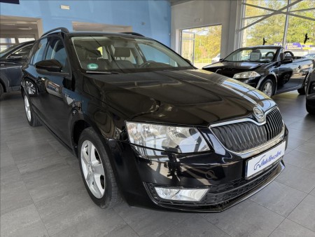 Škoda Octavia 1,2   TSI 81kW,1. MAJITEL