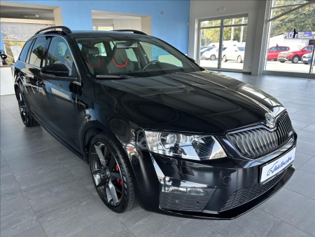 Škoda Octavia 2,0   TSI 162kW,RS,SERVISKA,MAN