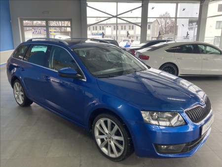 Škoda Octavia 1,6 DSG VÝBAVA SERVISKA