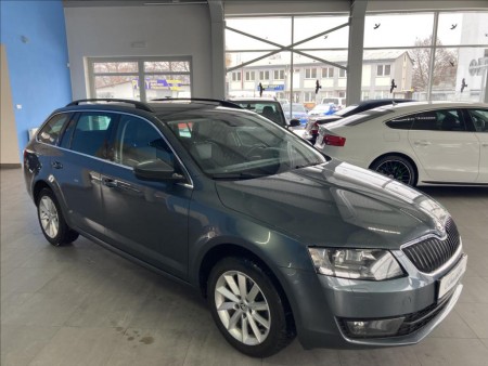 Škoda Octavia 2,0 SERVISKA, WEBASTO, VÝBAVA