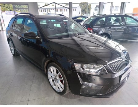 Škoda Octavia 2,0 RS 135kW,2.MAJ,SERVISKA