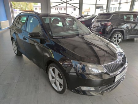 Škoda Fabia 1,2 TSI,SERVISKA