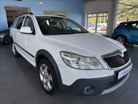 Škoda Octavia 2,0   SCOUT,1.MAJ,ČR,SERVISKA