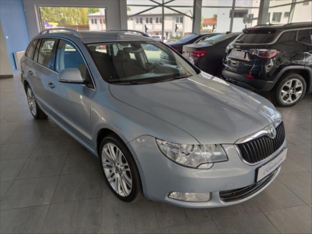 Škoda Superb 2,0 TDI 4x4, ČR, SERVISKA