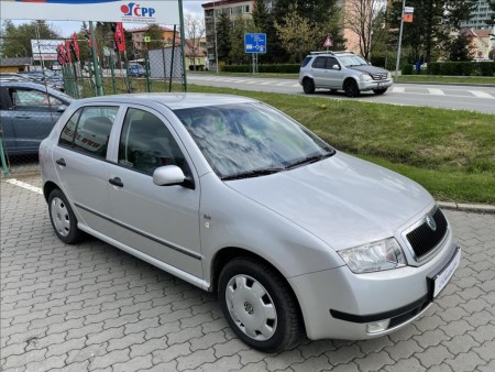 Škoda Fabia 1,2   ČR, SERVISKA, 2.MAJITEL