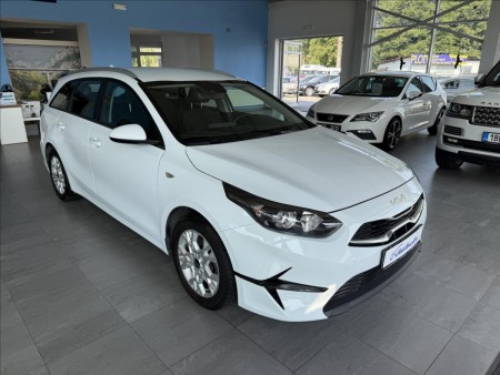 Kia Ceed 1,0   73kW,SPIN,ZÁRUKA,ČR,1.MAJ
