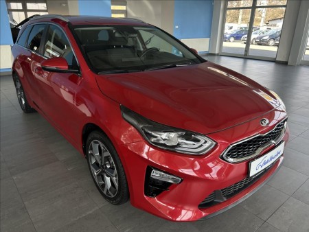Kia Ceed 1,5 T-GDI,ČR,ZÁRUKA,EXCLUSIVE