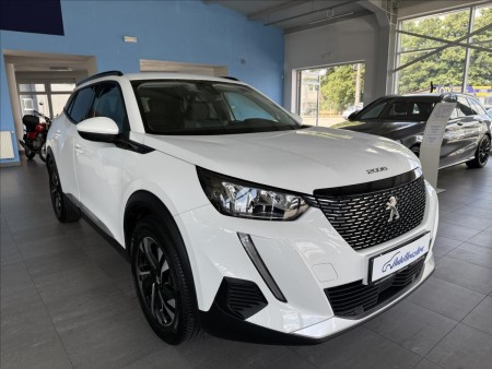 Peugeot 2008 1,5   HDI,ALLURE,1.MAJ,SERVISKA