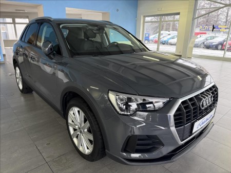 Audi Q3 2,0   TDI 110kW,SERVISKA