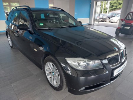 BMW Řada 3 2,0 320i,SERVISKA,NAVIGACE