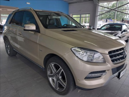 Mercedes-Benz Třídy M 3,0 ML 350 CDI,4x4,AUTOMAT