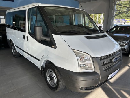 Ford Transit 2,2 TDCi,1.MAJITEL,TAŽNÉ,DPH