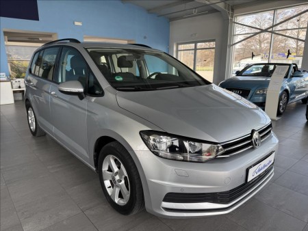 Volkswagen Touran 1,2   TSI,7 MÍST,SERVISKA