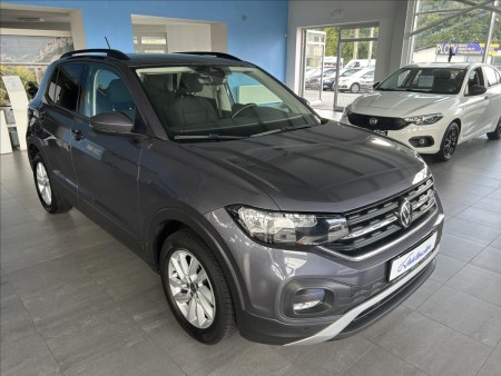 Volkswagen T-Cross 1,0   TSI,LIFE,2.MAJITEL