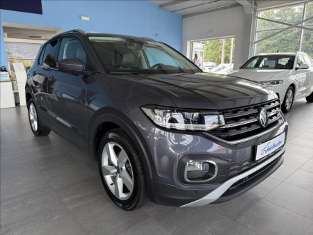 Volkswagen T-Cross 1,5   TSI 110kW,DSG,STYLE,1.MAJ