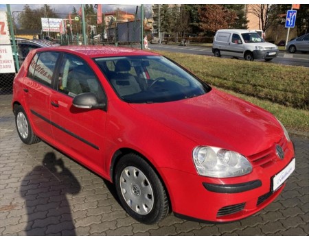 Volkswagen Golf 1,4 ČR SERVISKA