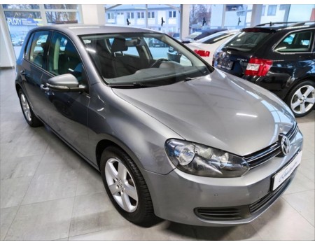 Volkswagen Golf 1,2 SERVISNÍ KNÍŽKA