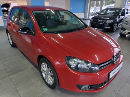 Volkswagen Golf 1,2 TSI,SERVISKA,2.MAJ,STYLE