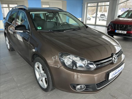 Volkswagen Golf 1,2 TSI,2.MAJ,SERVISKA,STYLE