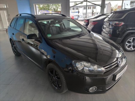Volkswagen Golf 2,0 TDI,SERVISKA,2.MAJITEL