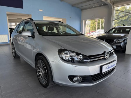 Volkswagen Golf 2,0 TDI,103kW,SERVISKA