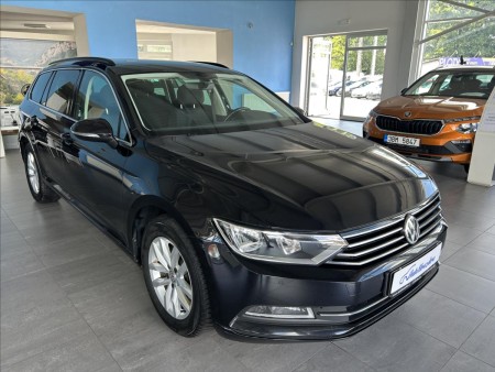 Volkswagen Passat 2,0   TDI,DSG,110kW,COMFORTLINE.