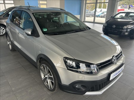 Volkswagen Polo 1,2   CROSS,TSI,SERVISKA